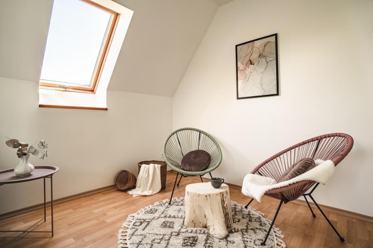 Apartamenty Shanta 코스실리스코 외부 사진