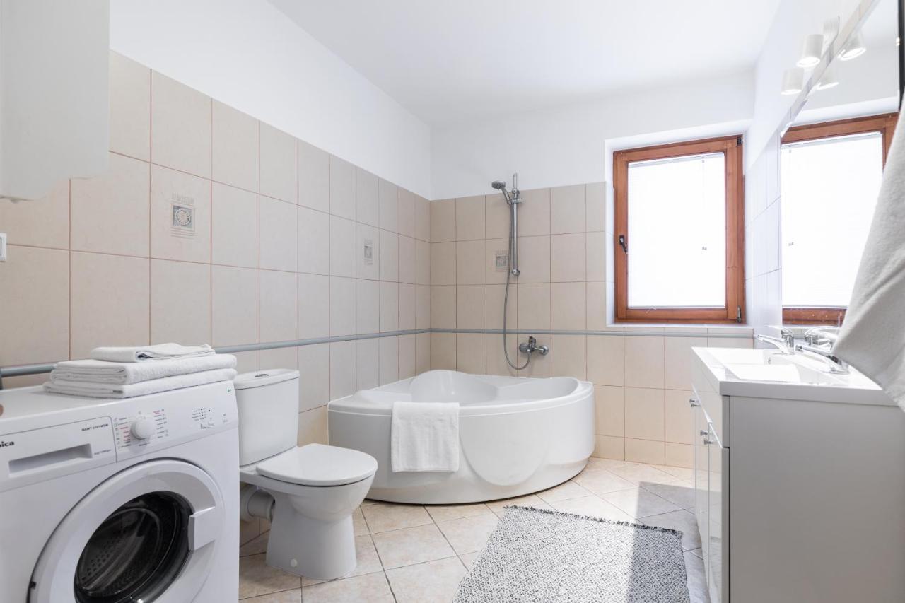 Apartamenty Shanta 코스실리스코 외부 사진
